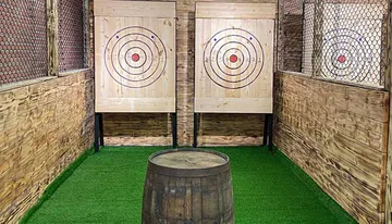 Axe Throwing Panama City Beach Photo
