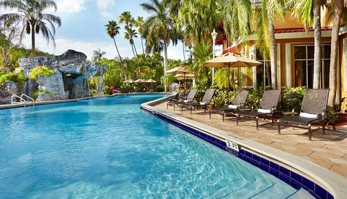Outdoor Pool at Embassy Suites by Hilton Fort Lauderdale 17th Street