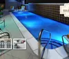Outdoor Swimming Pool of Courtyard San Antonio Riverwalk