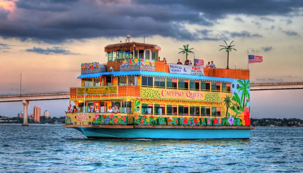 Calypso Queen Sightseeing Lunch  Dinner Cruises Clearwater