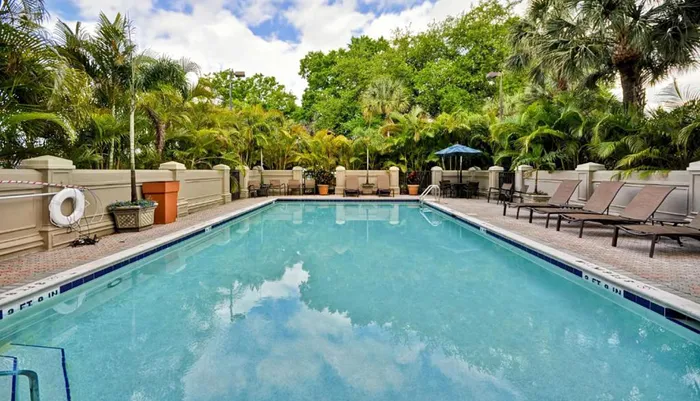 Hyatt Place Tampa Airport / Westshore Photo