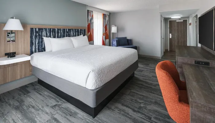 Hampton Inn and Suites Tampa - Ybor City Downtown Photo