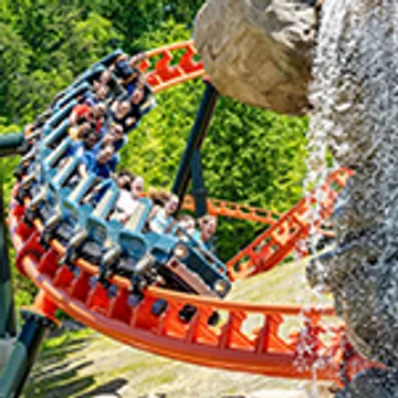 Dollywood Theme Park Tennessee - Hours, Schedule, Attractions Photo