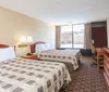 Days Inn  Suites by Wyndham Pigeon Forge Room Photos