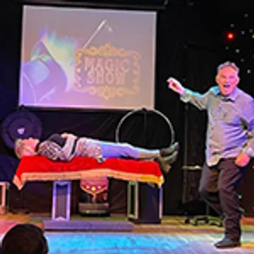 Michael Bairefoot Magic & Comedy Show Photo