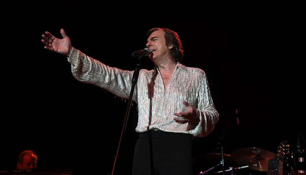 Sweet Caroline Tour Ultimate Neil Diamond Tribute