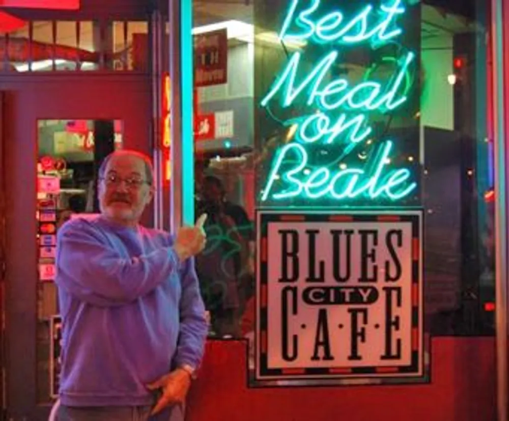 Blues City Caf - Sign