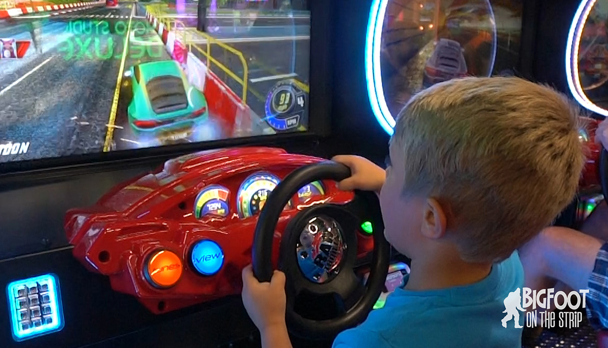 Arcade Racing Game