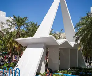 Lincoln Road 