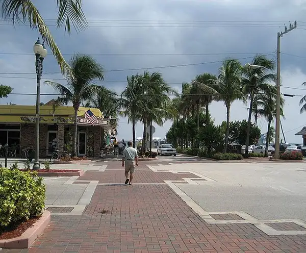  Lauderdale-By-The-Sea