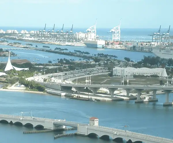 MacArthur Causeway Bridge