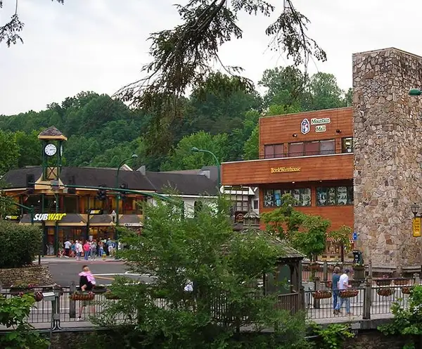 Mountain Mall 