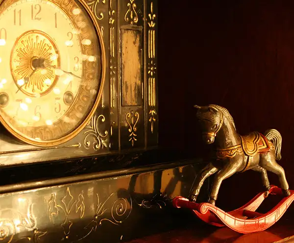 Romi's Vintage On Van Buren