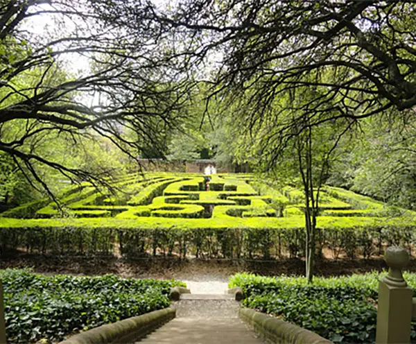 Governor's Palace Garden and Grounds