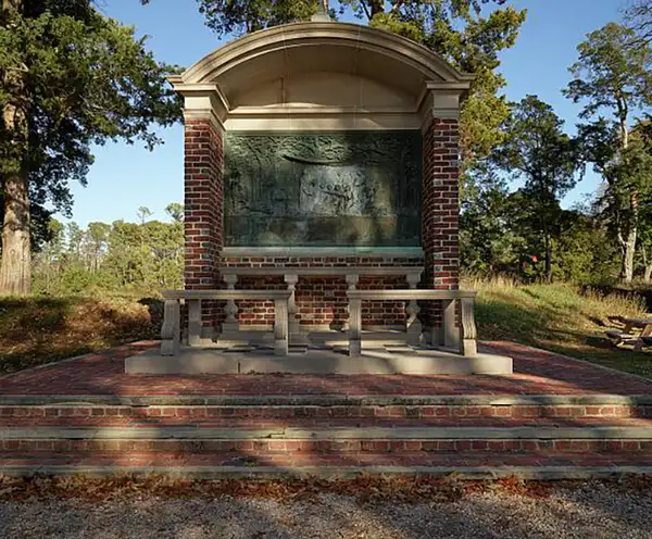 Hunt Shrine Williamsburg