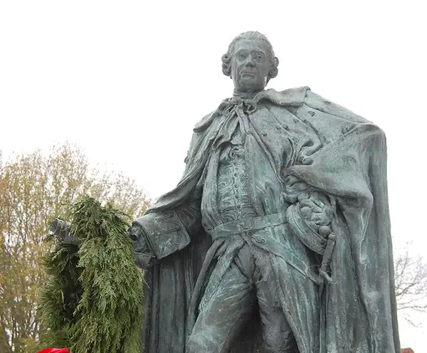 Lord Botetourt Statue Williamsburg