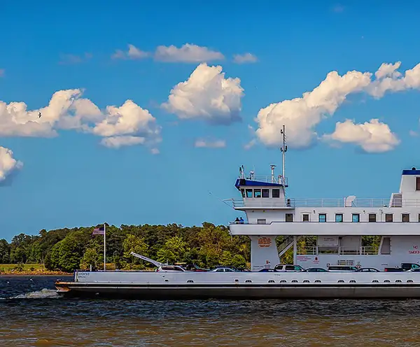 Jamestown-Scotland Ferry