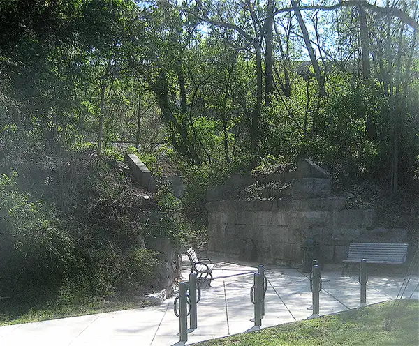 Dutchman's Curve Nashville